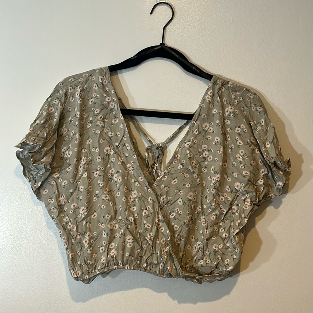 Forever 21 crop top!